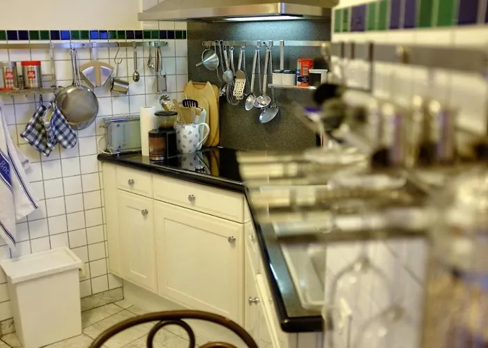 Apartamento Altbauapartment Am Stadtpark Mit Uhrturmblick *