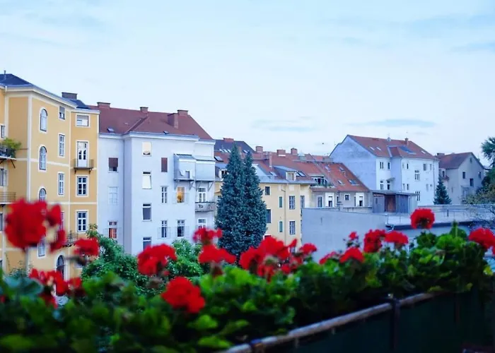 شقة Altbauapartment Am Stadtpark Mit Uhrturmblick